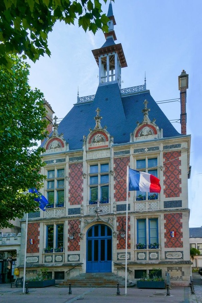 01-Rathaus Montivilliers-HermannB